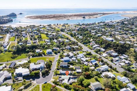Photo of property in 13 Taranui Place, Mangawhai Heads, Mangawhai, 0505
