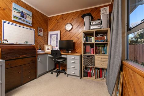 Photo of property in 56 Rosewarne Crescent, Glendene, Auckland, 0602