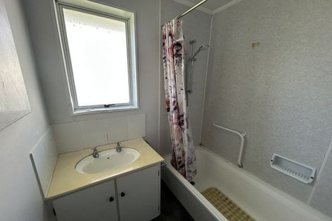 Photo of property in 19 Bendigo Street, Cloverlea, Palmerston North, 4412