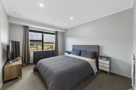 Photo of property in 72 Jack Hanley Drive, Jacks Point, Queenstown, 9371