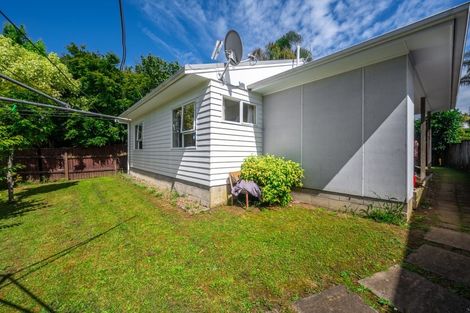 Photo of property in 81 Ennis Avenue, Pakuranga Heights, Auckland, 2010