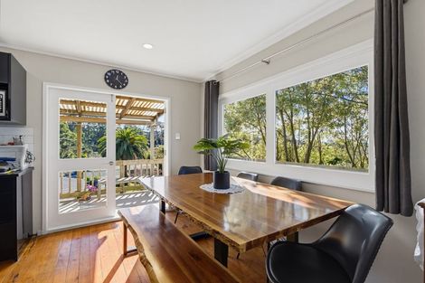 Photo of property in 29 Cedar Terrace, Stanmore Bay, Whangaparaoa, 0932