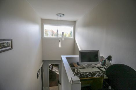 Photo of property in 2/2a Medbury Terrace, Fendalton, Christchurch, 8041