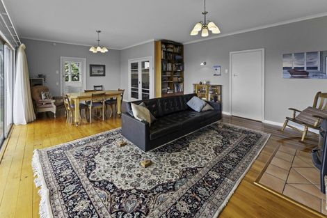 Photo of property in 15 Tosswill Road, Tahunanui, Nelson, 7011