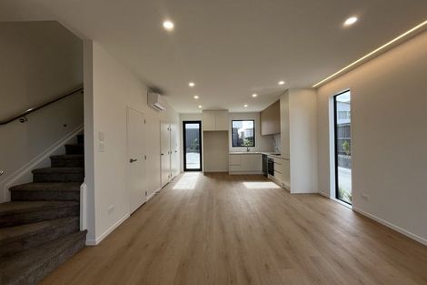 Photo of property in 1/131 Lancaster Road, Beach Haven, Auckland, 0626