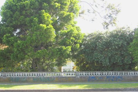 Photo of property in 779 Childers Road, Elgin, Gisborne, 4010