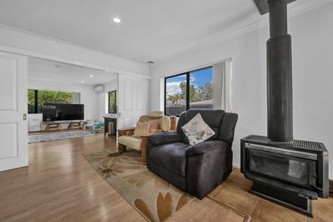 Photo of property in 25a Rothery Road, Hillpark, Auckland, 2102