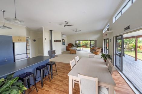 Photo of property in 10 Somners Way, Waipu, 0510