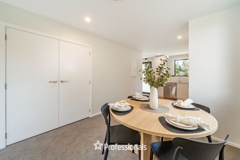 Photo of property in 137 Cambridge Terrace, Fairfield, Lower Hutt, 5011