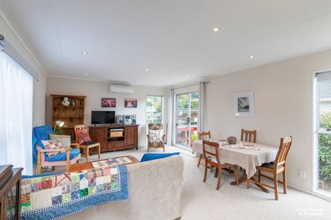 Photo of property in 1/16 Fremont Grove, Totara Park, Upper Hutt, 5018