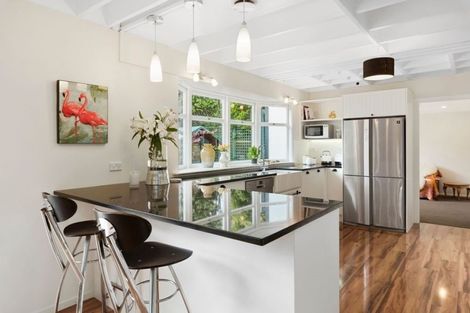 Photo of property in 2/48 Waiau Street, Torbay, Auckland, 0630