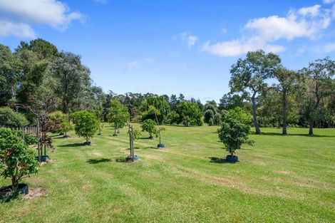 Photo of property in 44 Hardens Lane, Paremoremo, Auckland, 0632