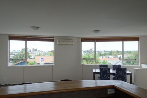 Photo of property in 3/112 Clarence Street, Hamilton Lake, Hamilton, 3204