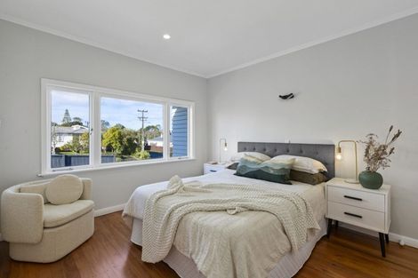Photo of property in 41 Parker Avenue, New Lynn, Auckland, 0600