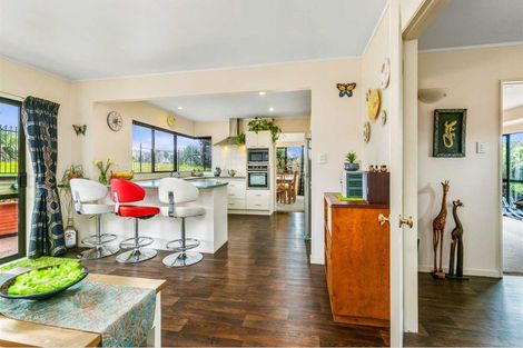 Photo of property in 9 San Fernando Way, Henderson, Auckland, 0612