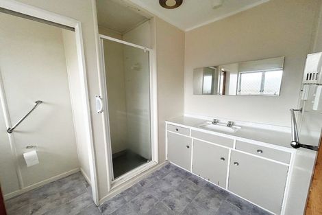 Photo of property in 42a Clevedon Road, Papakura, 2110