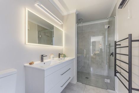 Photo of property in 213c Waikawa Road, Waikawa, Picton, 7220