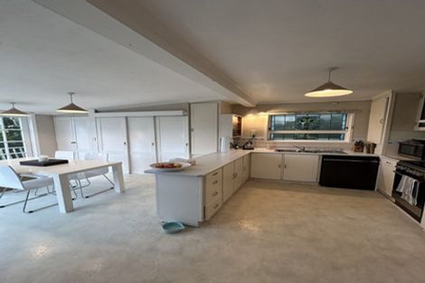 Photo of property in 10 Garfield Street, Brooklyn, Wellington, 6021