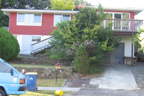 Photo of property in 15 Walnut Lane, Browns Bay, Auckland, 0630