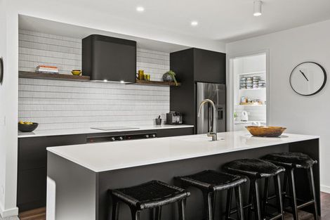 Photo of property in 4 Puni Street, Fitzroy, New Plymouth, 4312