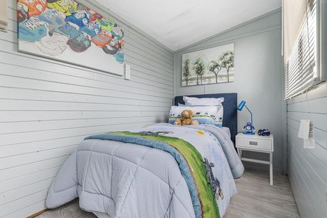 Photo of property in 1/113 Clevedon Road, Papakura, 2110