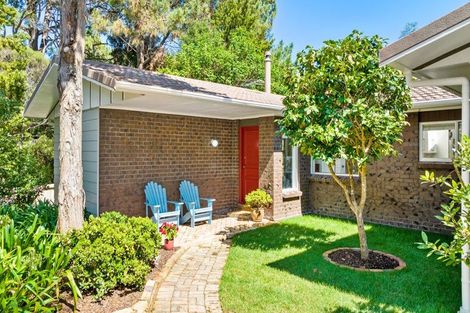 Photo of property in 14 Blundell Place, Chatswood, Auckland, 0626