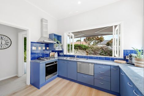 Photo of property in 3/7 Seaview Road, Northcote, Auckland, 0627