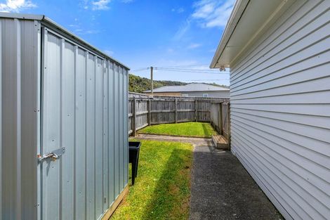 Photo of property in 1/167 Wainuiomata Road, Wainuiomata, Lower Hutt, 5014