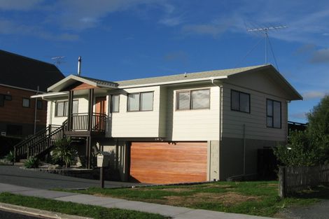 Photo of property in 6 Hinemoa Place, Snells Beach, 0920