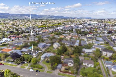 Photo of property in 7 Kawiu Road, Levin, 5510