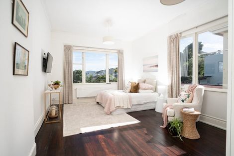 Photo of property in 19 Roy Street, Newtown, Wellington, 6021