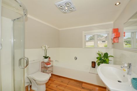 Photo of property in 6 Parahaki Street, Regent, Whangarei, 0112