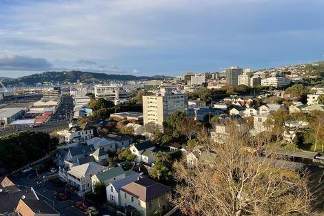 Photo of property in Mansfield Towers, 1 Grant Road, Thorndon, Wellington, 6011