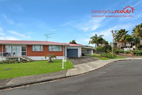 Photo of property in 2 May Avenue, Te Atatu South, Auckland, 0610
