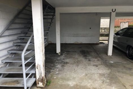 Photo of property in 2/33 Kitchener Road, Sandringham, Auckland, 1025