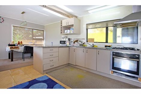 Photo of property in 16 Beaufort Place, Papatoetoe, Auckland, 2025