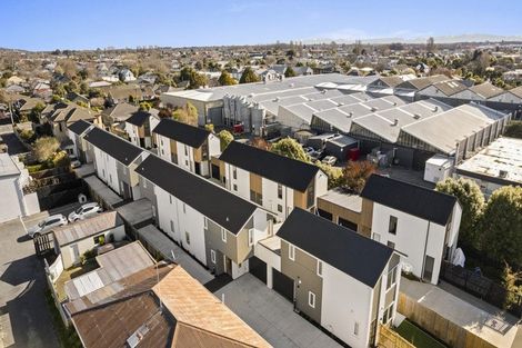 Photo of property in 2/61 Waltham Road, Sydenham, Christchurch, 8023