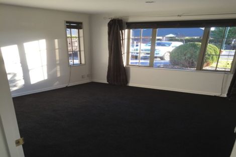 Photo of property in 32 Kotuku Crescent, Woolston, Christchurch, 8023