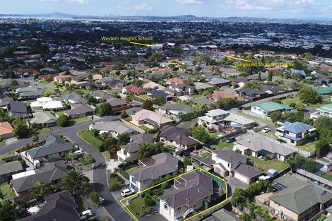 Photo of property in 7 Natasha Lane, Henderson, Auckland, 0612