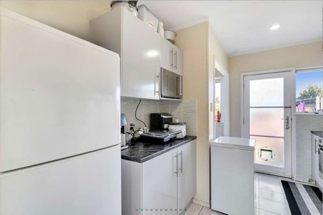 Photo of property in 4/30 Park Avenue, Papatoetoe, Auckland, 2025