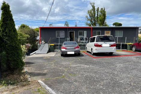 Photo of property in 3/7 Alston Avenue, Kelston, Auckland, 0602