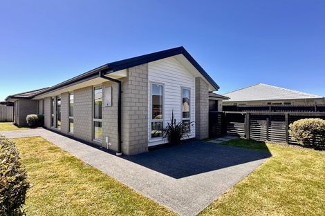 Photo of property in 9 Ronaldson Lane, Wigram, Christchurch, 8042