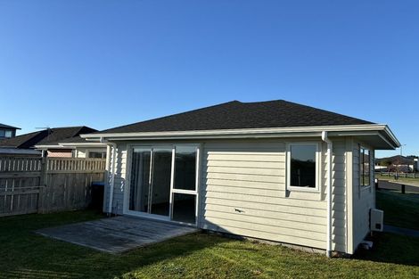 Photo of property in 2 Hyatt Close, Leamington, Cambridge, 3432