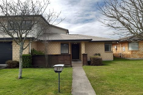 Photo of property in 31/64 Kawaha Point Road, Kawaha Point, Rotorua, 3010