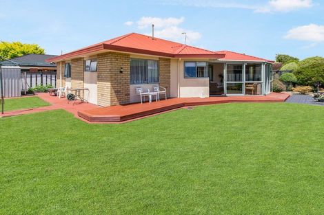 Photo of property in 6 Henley Court, Highbury, Palmerston North, 4412