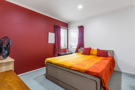 Photo of property in 2/83 Victoria Road, Papatoetoe, Auckland, 2025