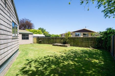 Photo of property in 277 Shakespeare Street, Leamington, Cambridge, 3432