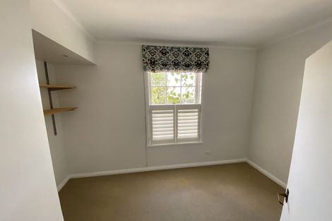 Photo of property in 2 Saint Leonards Road, Hauraki, Auckland, 0622