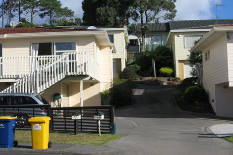 Photo of property in 1/44 Barbados Drive, Unsworth Heights, Auckland, 0632