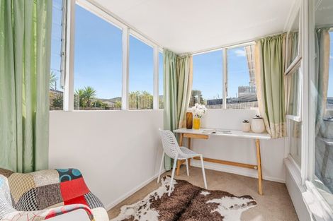 Photo of property in 1/137 Centreway Road, Orewa, 0931